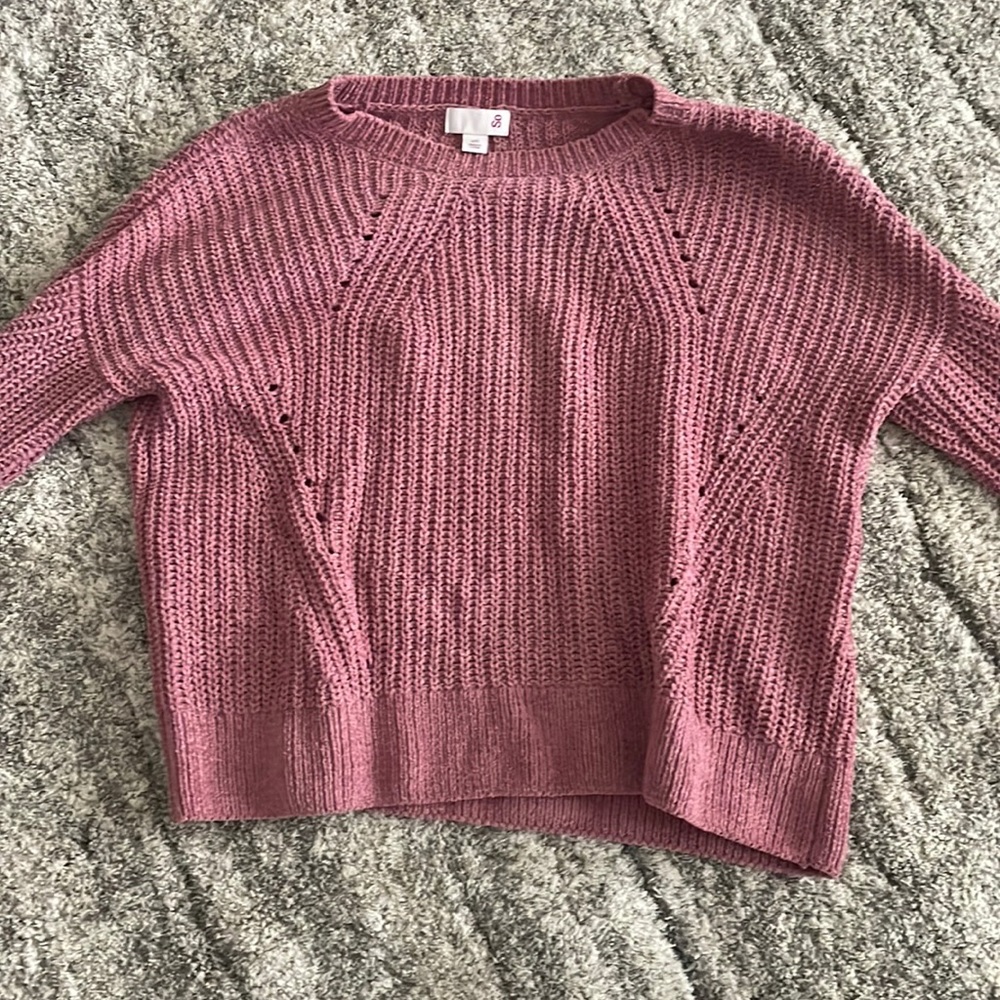 women’s dark pink sweater